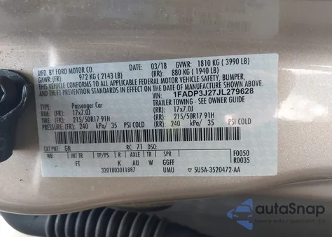 2018 Ford Focus Titanium z USA, uszkodzony, nr VIN 1FADP3J27JL279628